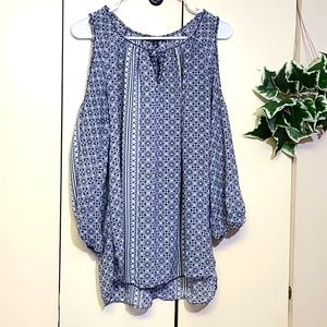 Sale!! Cold Shoulder Max Edition Top